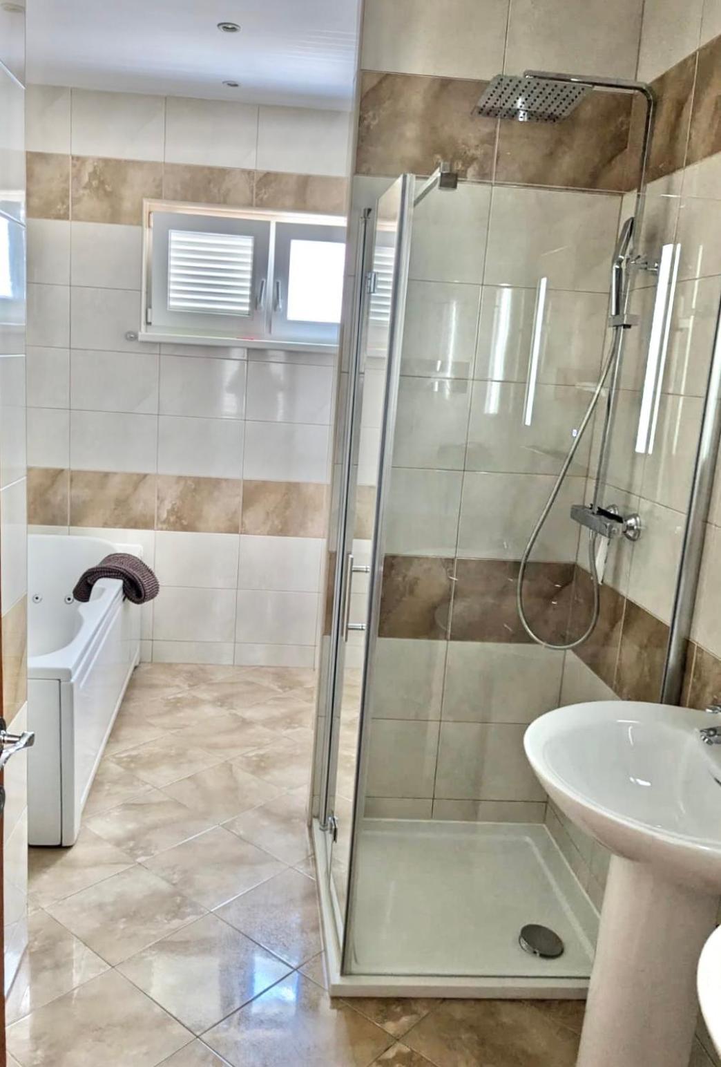 Luxury Villa Eternity - Marvelous Sea View - Box Spring Beds - Opatija-Poljane Eksteriør billede