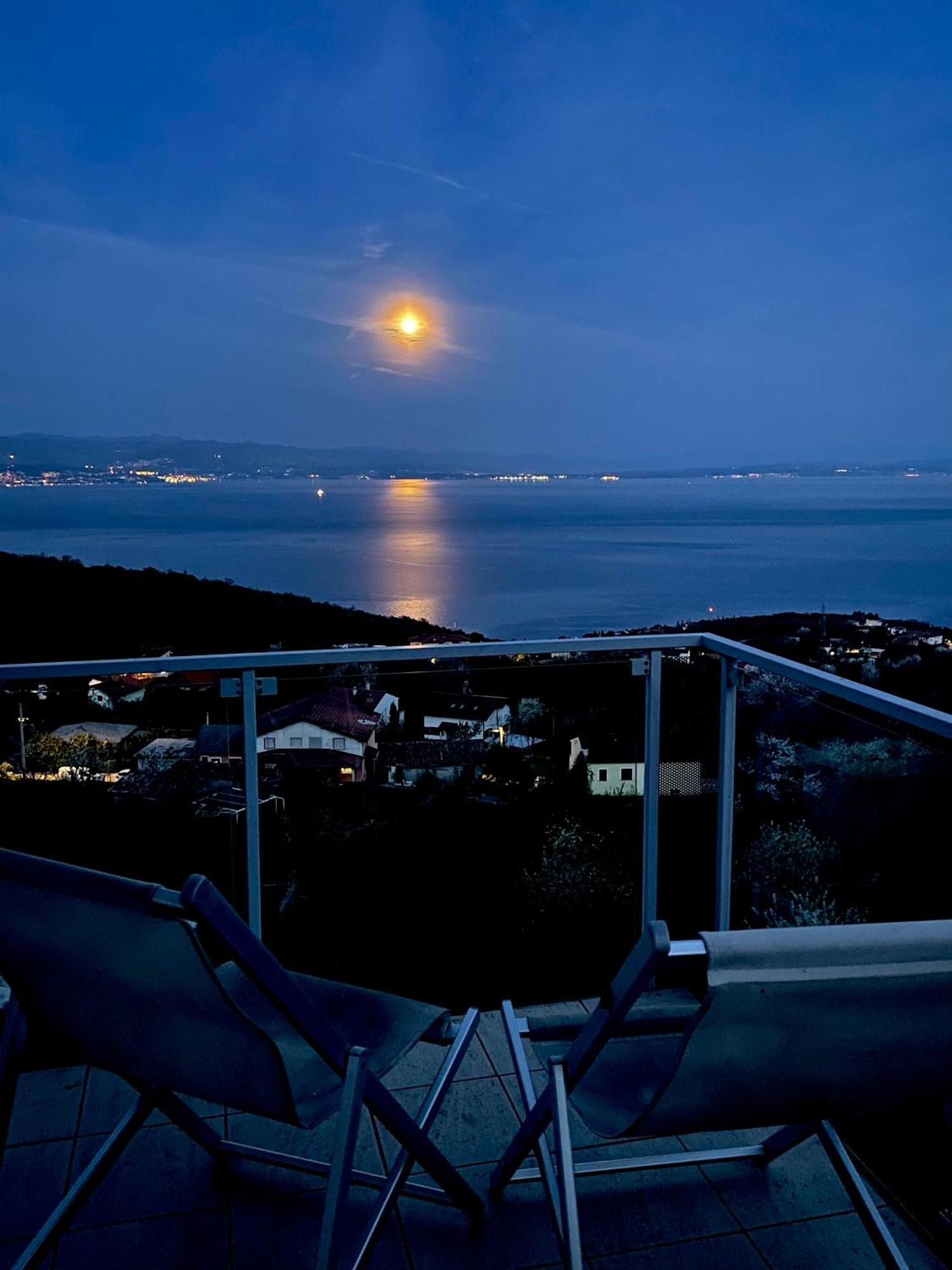 Luxury Villa Eternity - Marvelous Sea View - Box Spring Beds - Opatija-Poljane Eksteriør billede