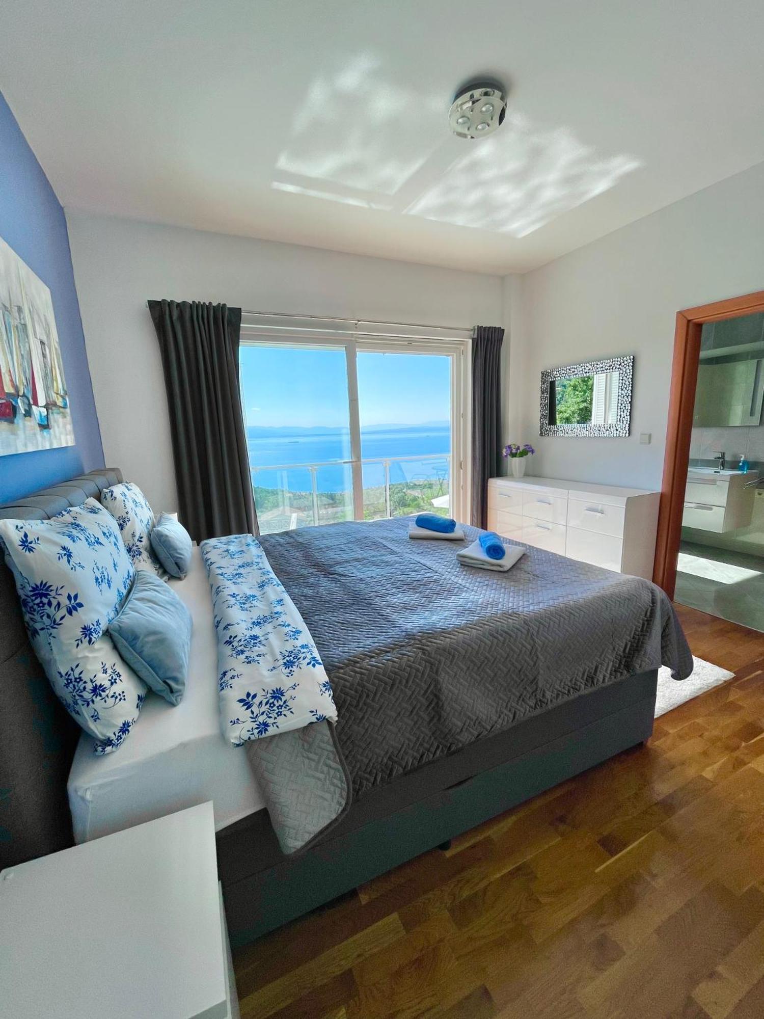 Luxury Villa Eternity - Marvelous Sea View - Box Spring Beds - Opatija-Poljane Eksteriør billede