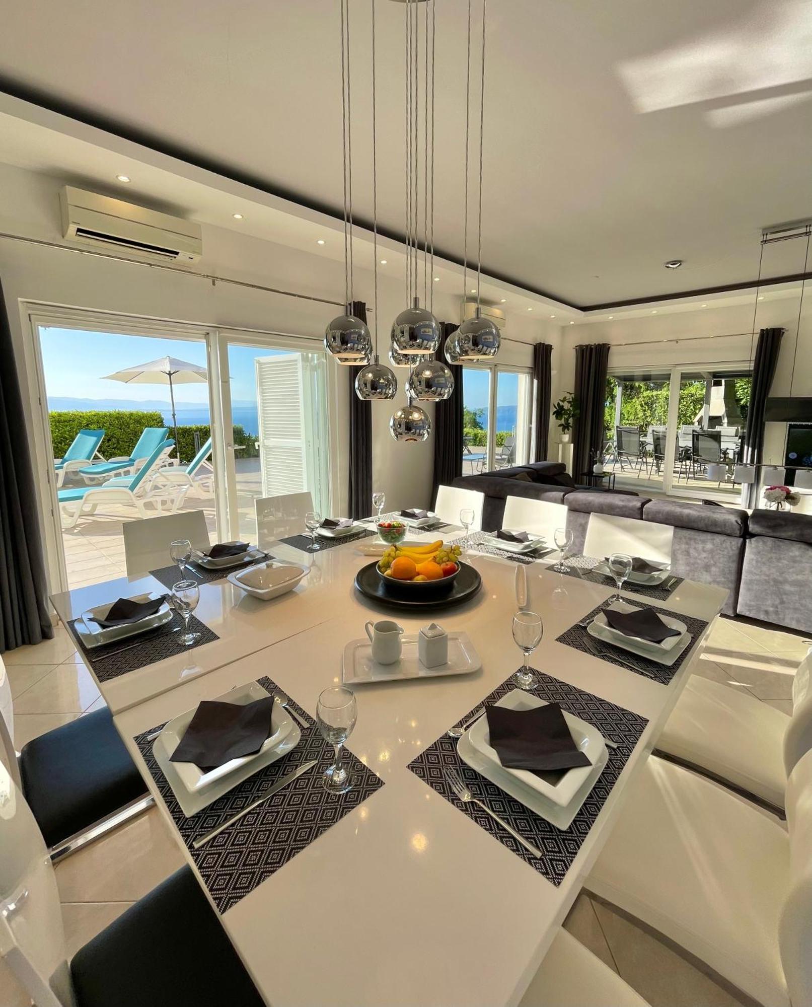 Luxury Villa Eternity - Marvelous Sea View - Box Spring Beds - Opatija-Poljane Eksteriør billede